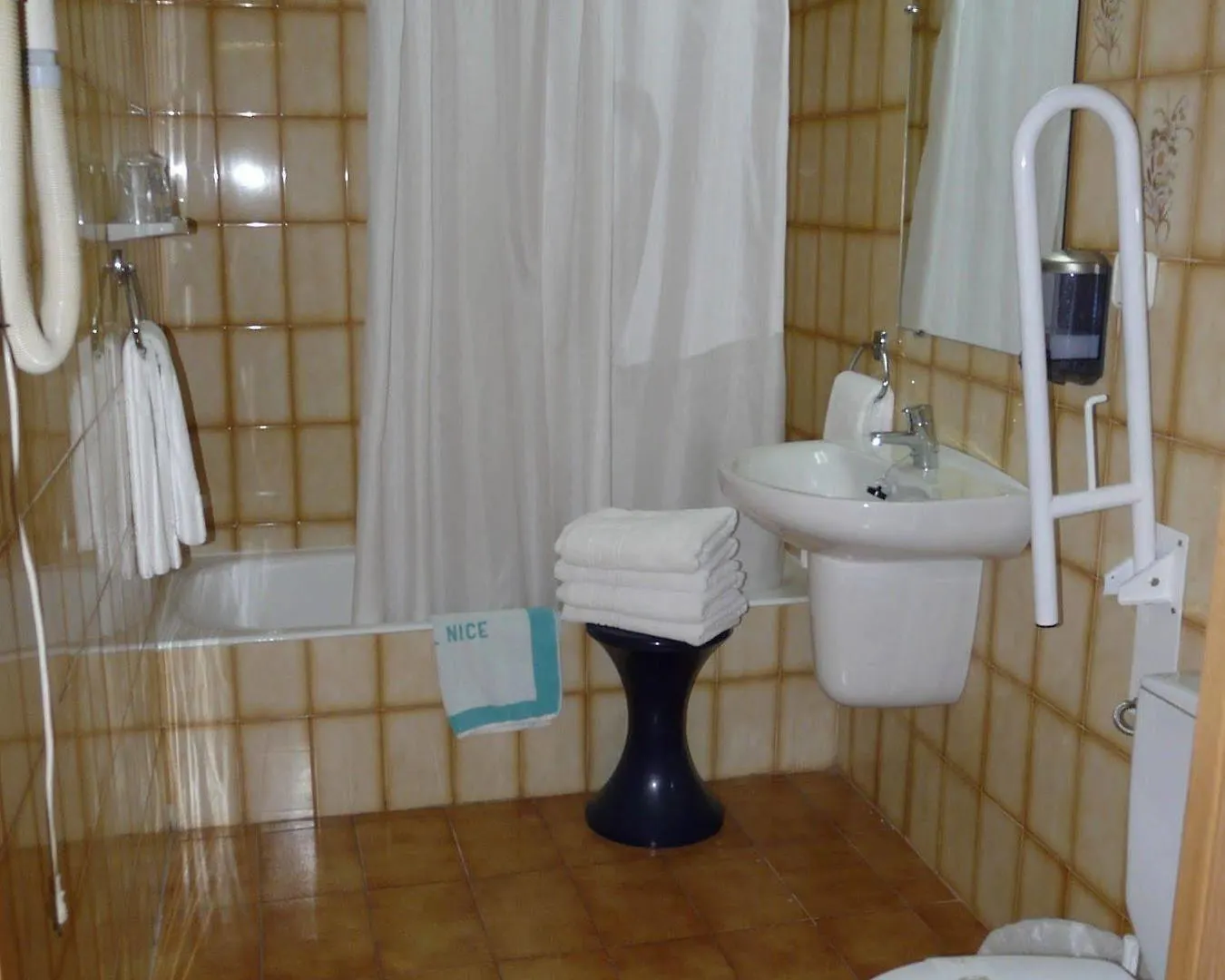 Hotel Nice La Seu d'Urgell 2*,  Espagne