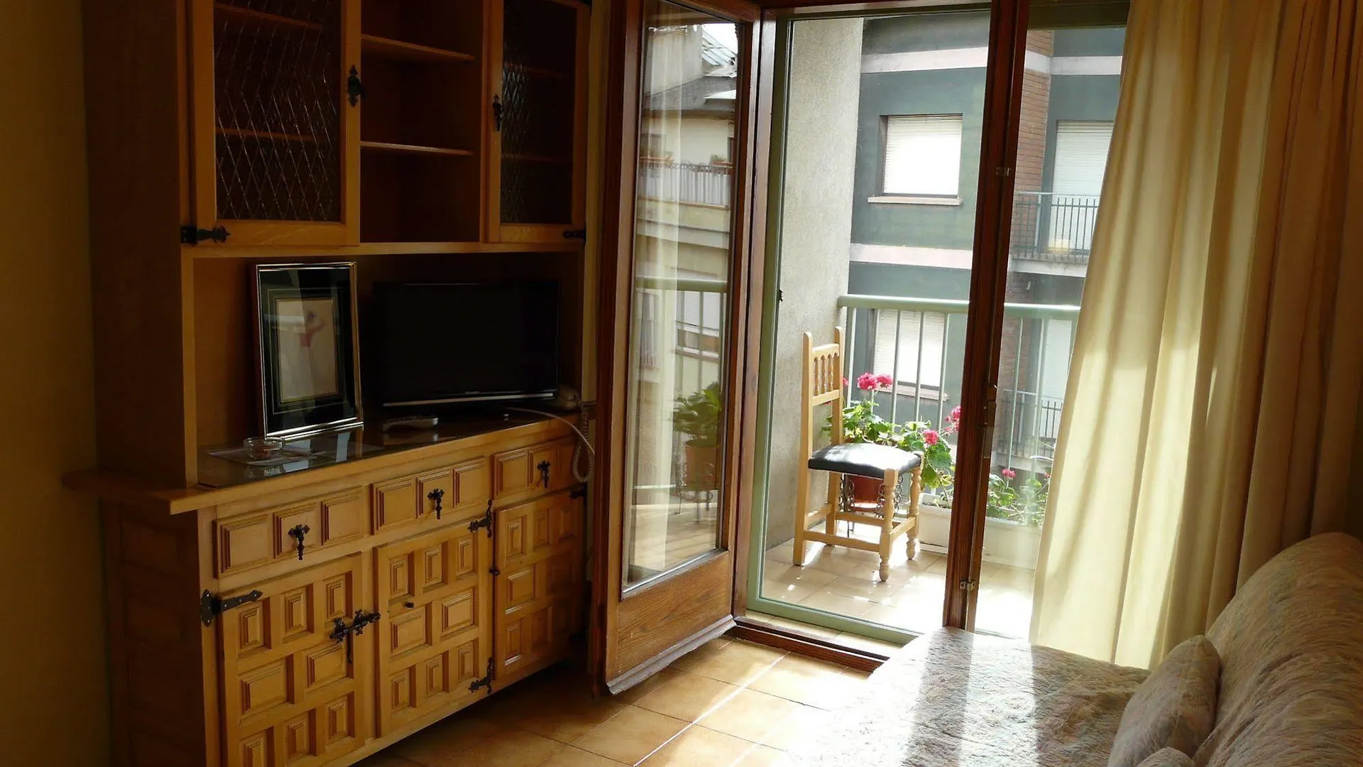 Hotel Nice La Seu d'Urgell