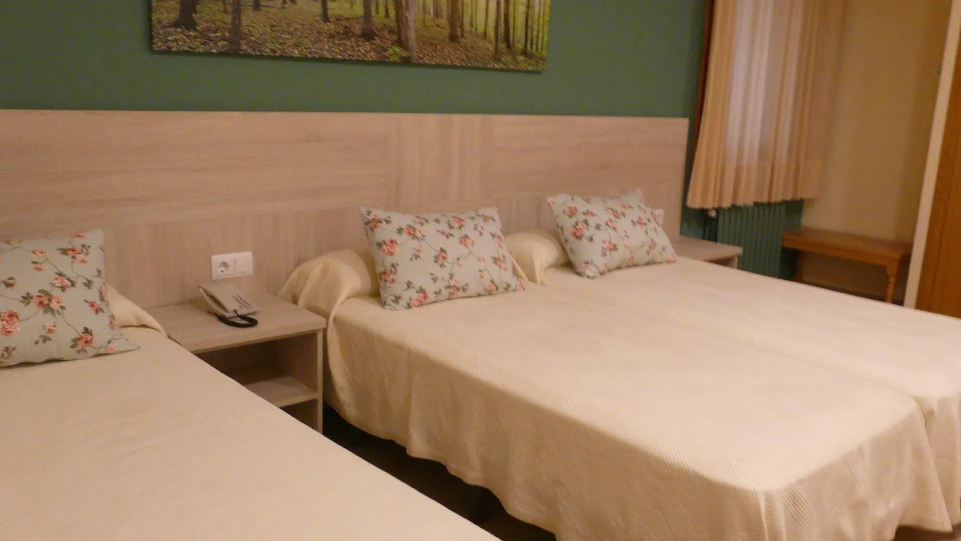 Hotel Nice La Seu d'Urgell